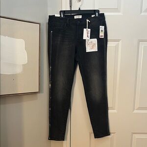 Jessica Simpson Women's Washed Black Skinny Jeans